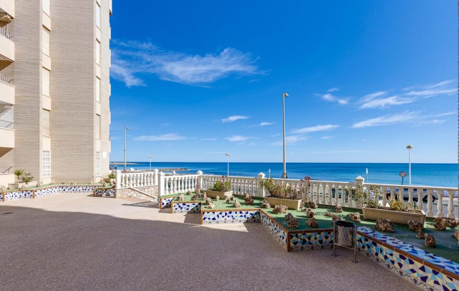 Sea View Luxury Apartment Victoria Torrevieja Exteriér fotografie